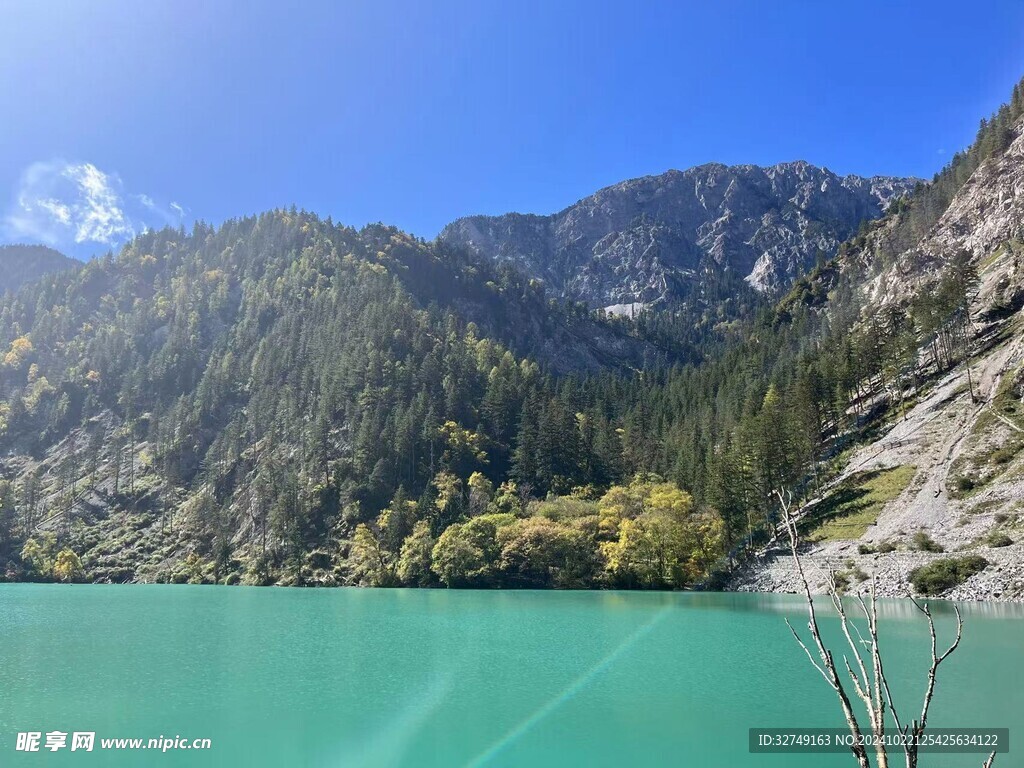 九寨沟风景图