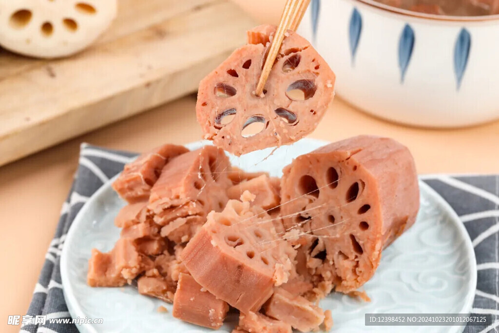 排骨炖莲藕