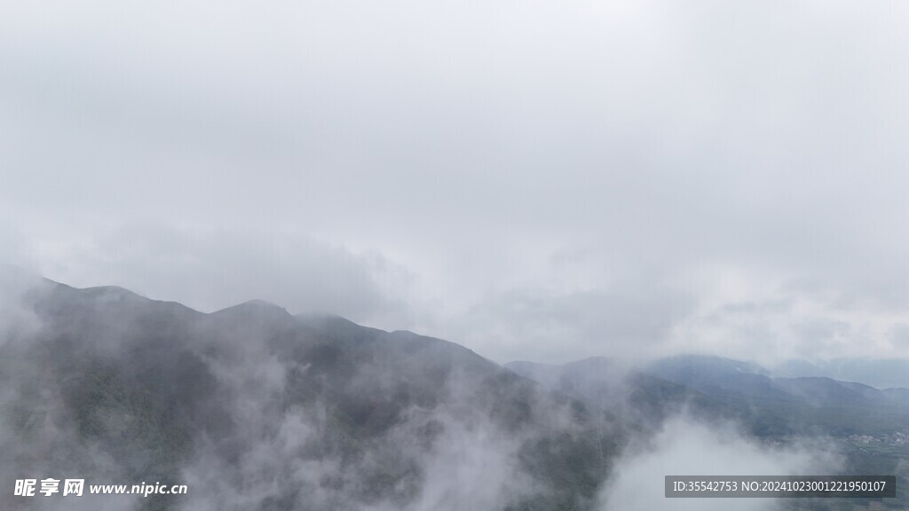 雨雾缥缈 若隐若现