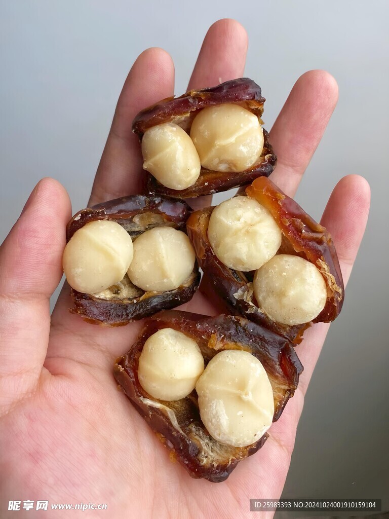 坚果 