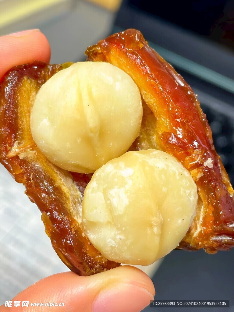 坚果