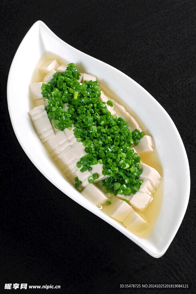  一清二白小葱豆腐