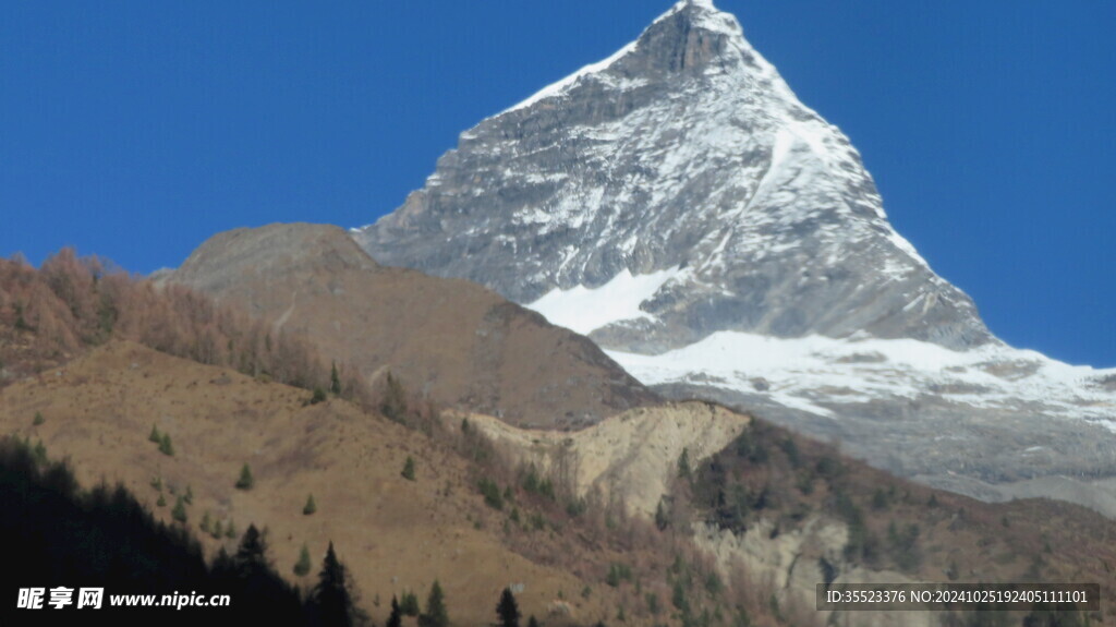 四姑娘山