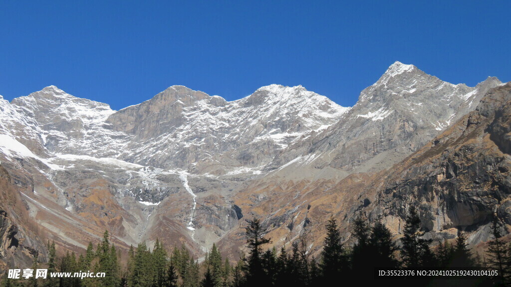 四姑娘山