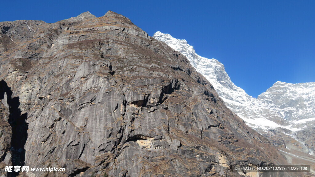 四姑娘山