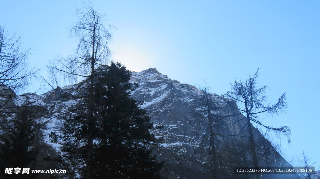 四姑娘山