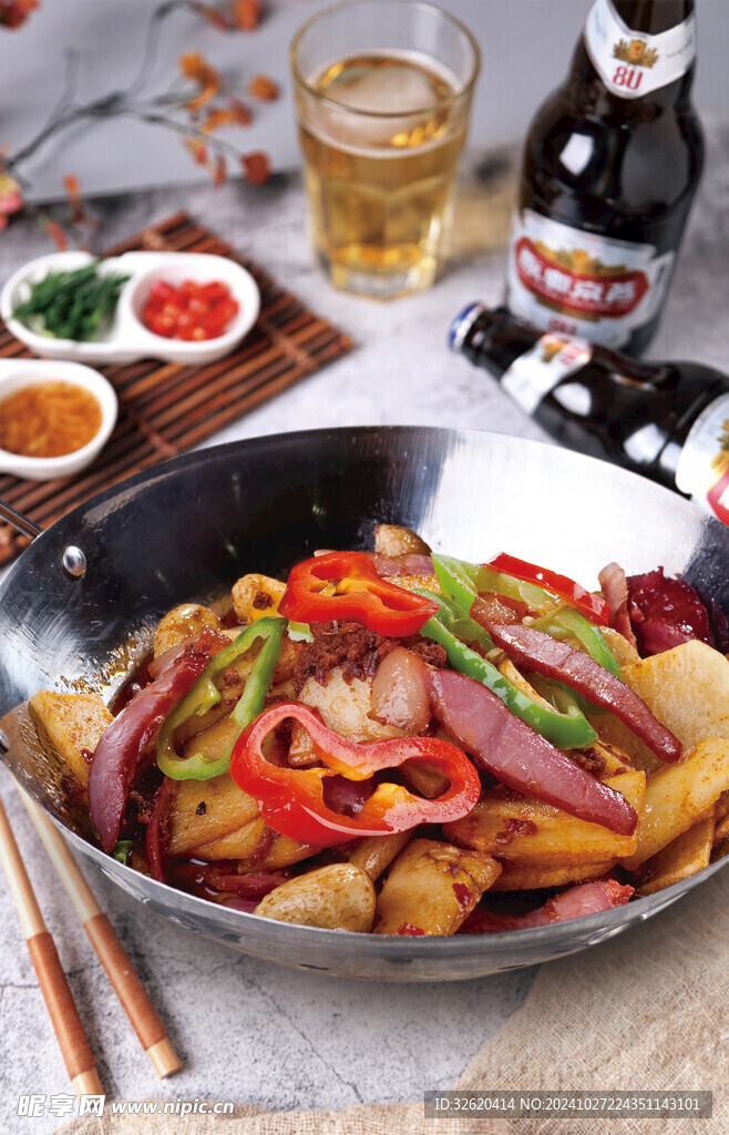 土豆腊肉干锅