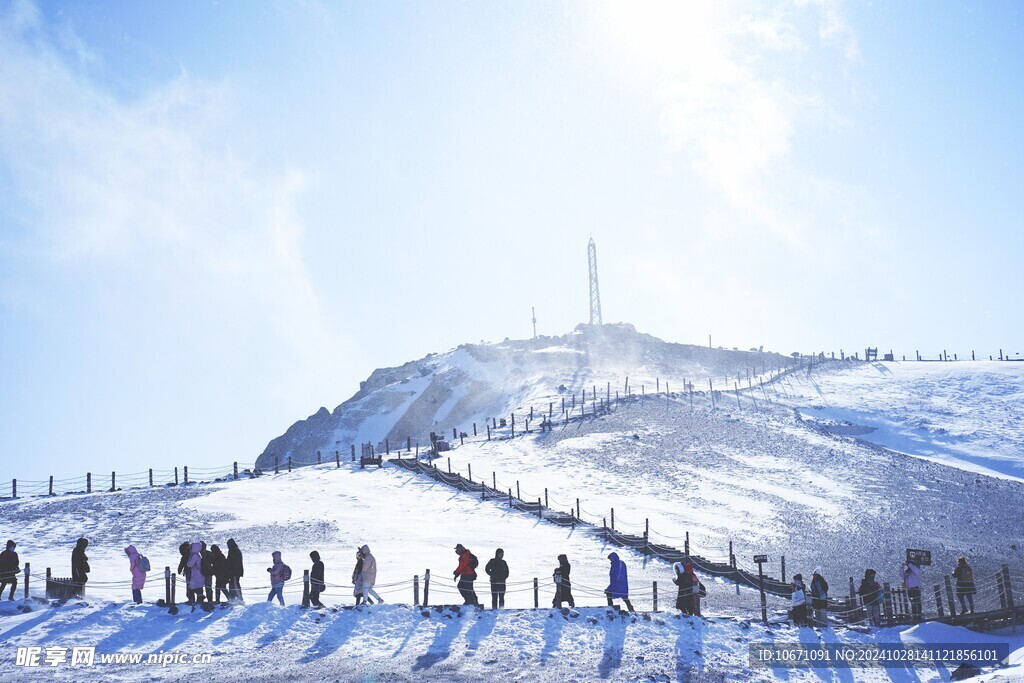 雪山雪景