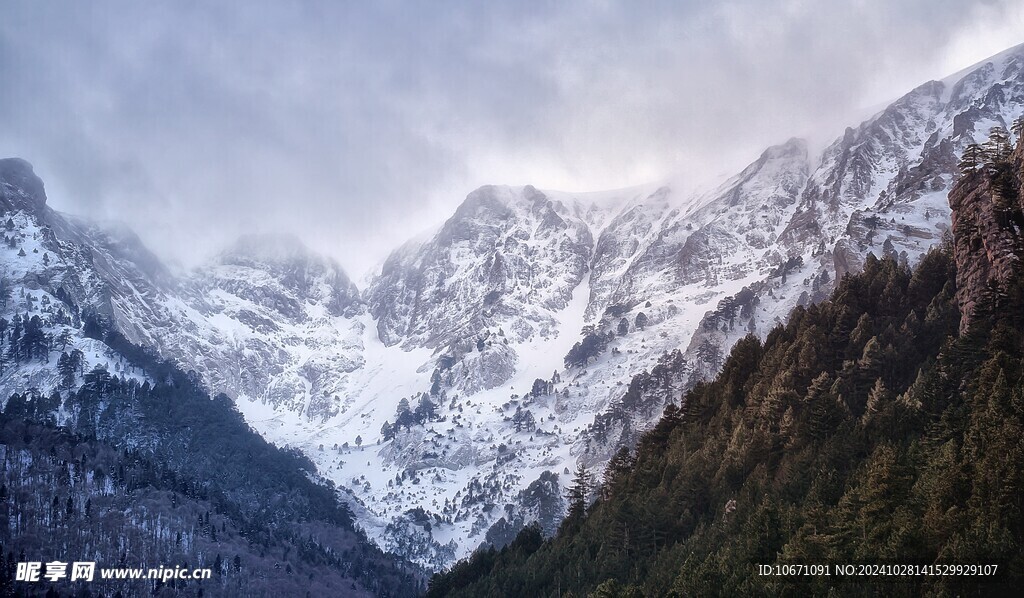 雪山雪景