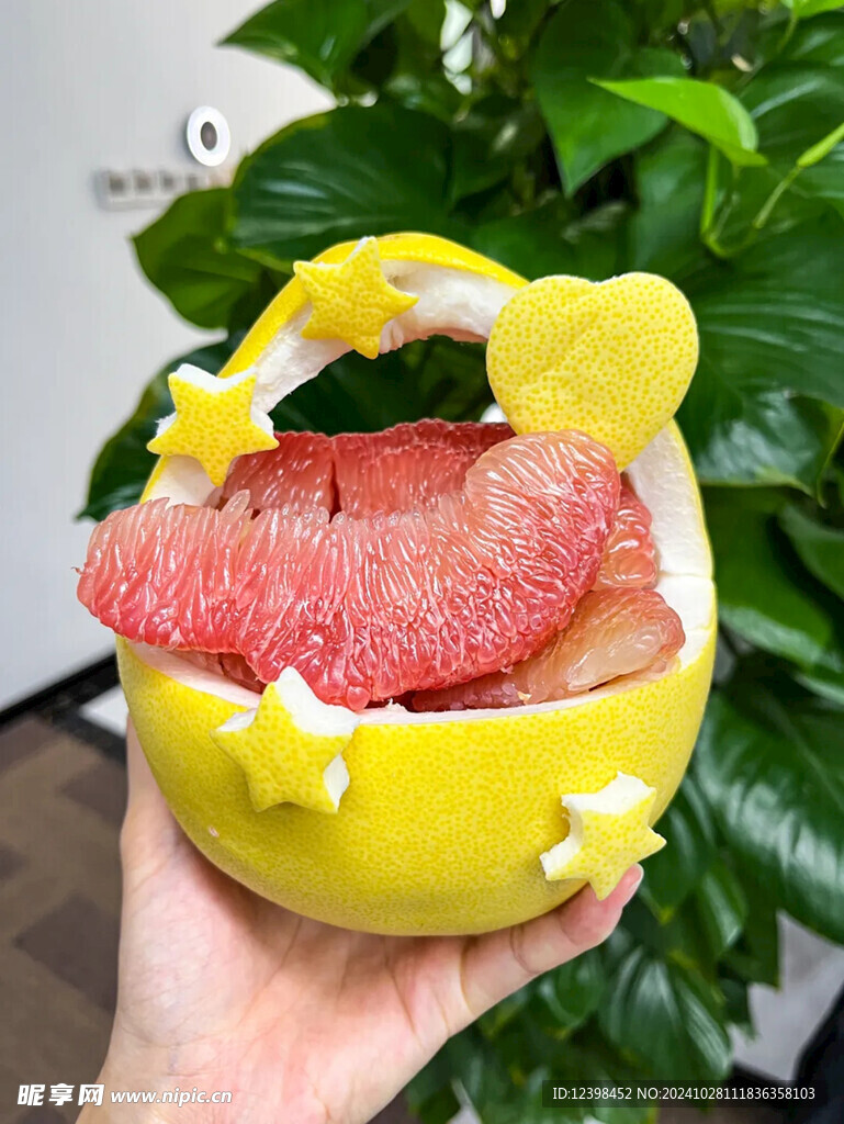 红心蜜柚