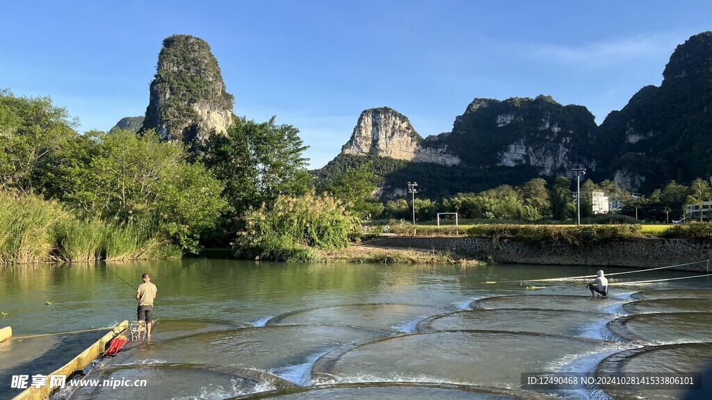 鱼鳞坝