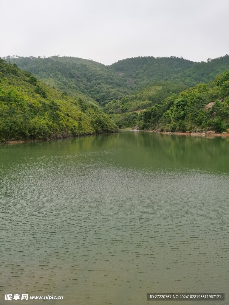 湖泊 水面