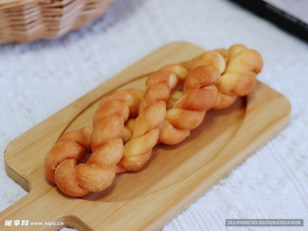 麻花摄影图__传统美食_餐饮美食_摄影图库_昵图网