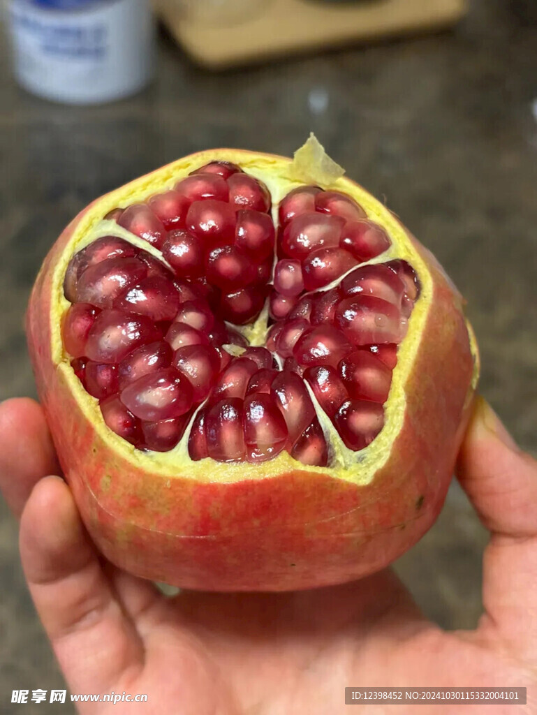 软籽石榴