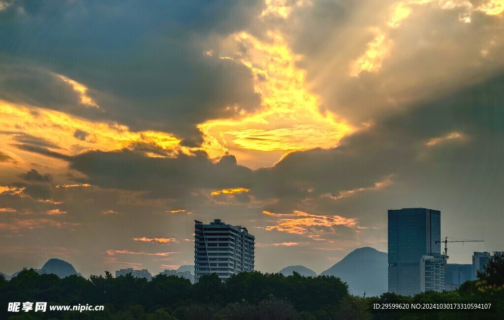 日出 清晨 