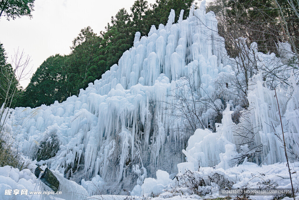 雪山冰山