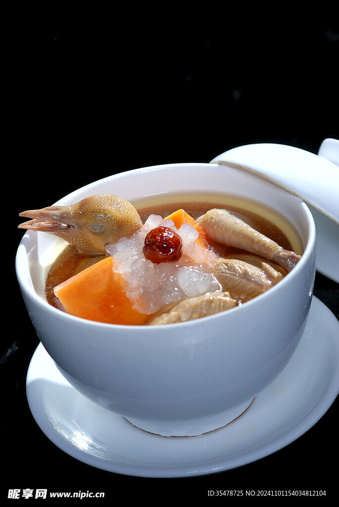 煲乳鸽