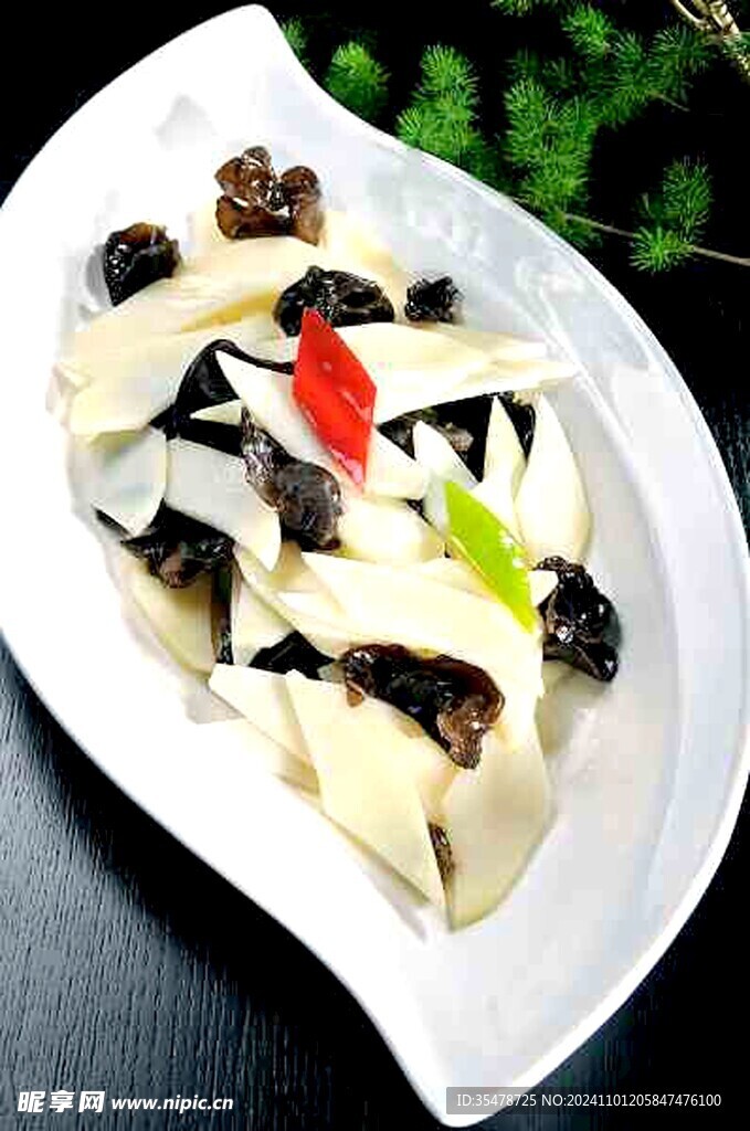 野木耳炒土豆