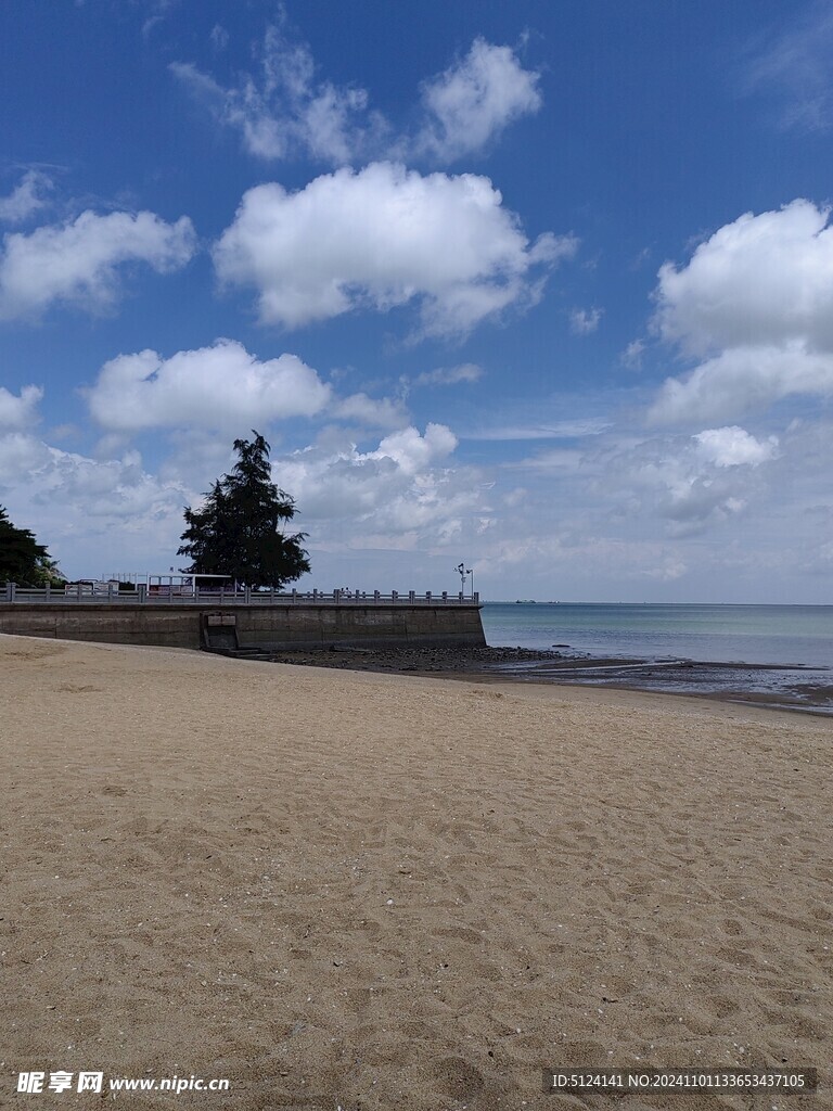 蓝天白云