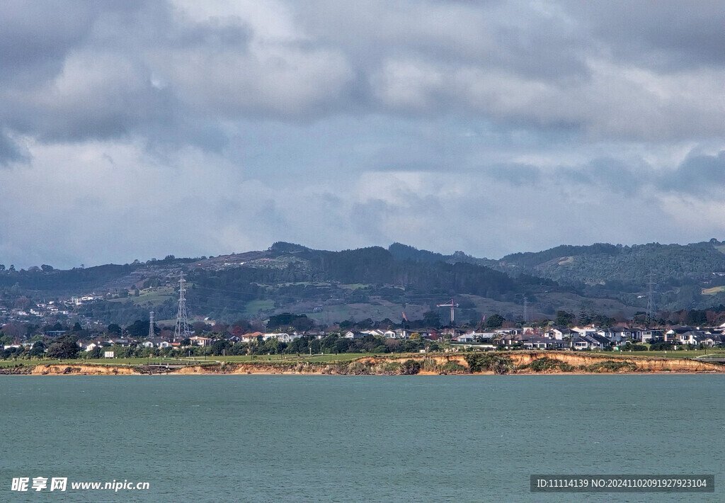 海湾小镇风景