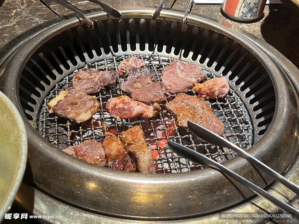 烤肉  