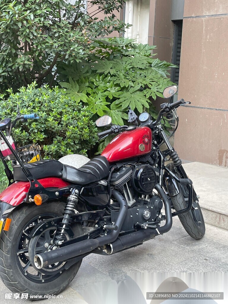 摩托车