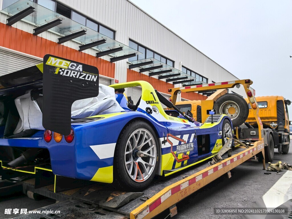赛车