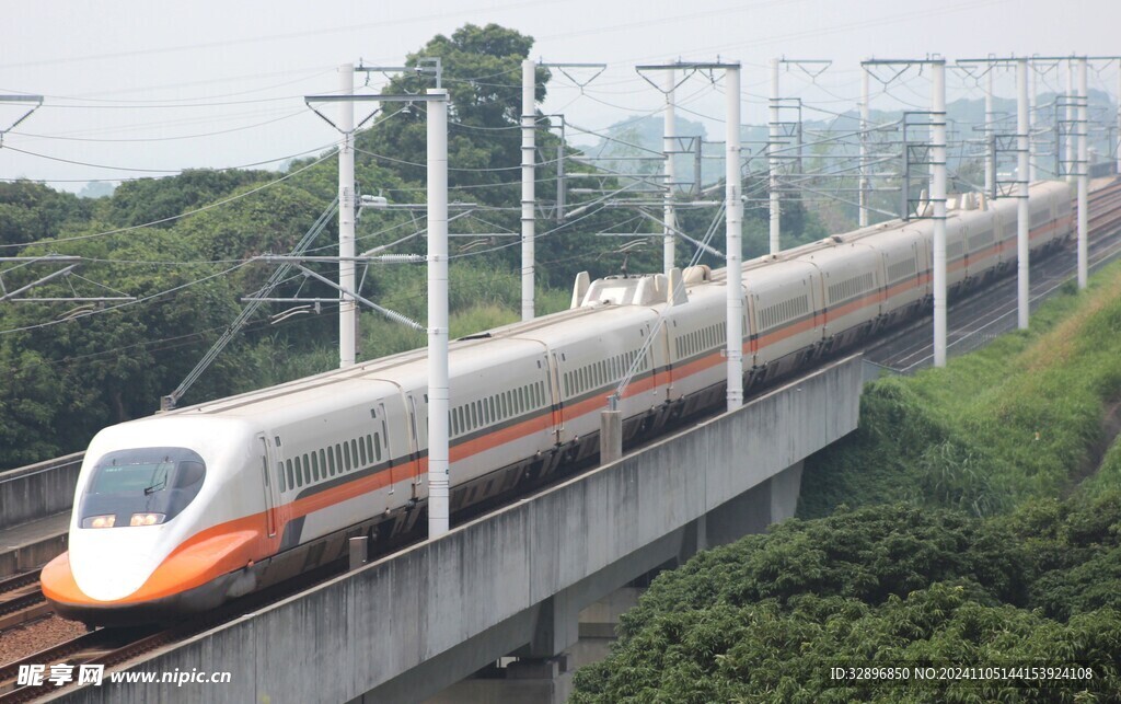 高铁列车
