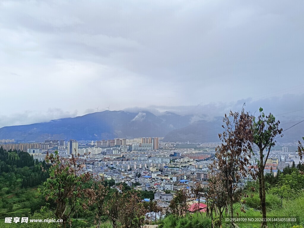 山中的小村庄