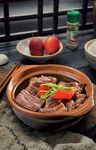 牛肉煲 