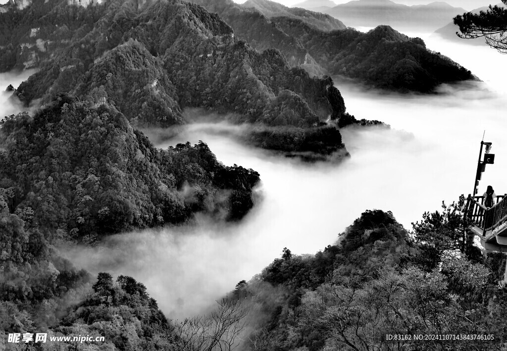 水墨山景