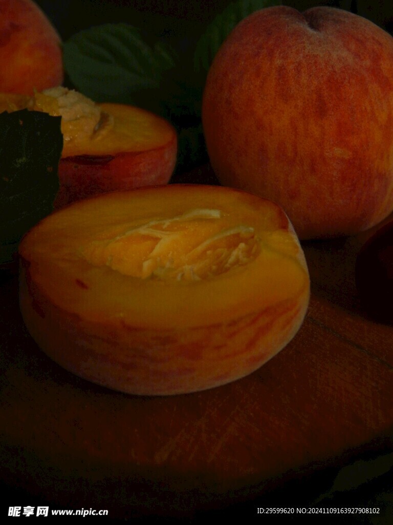 桃子  
