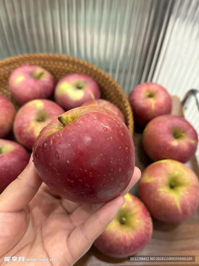 苹果