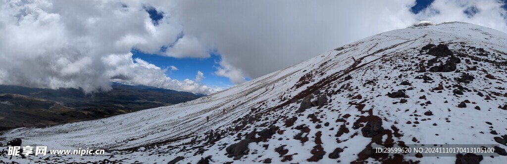 雪山