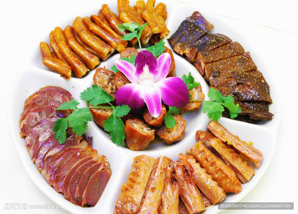 鸭肉拼盘