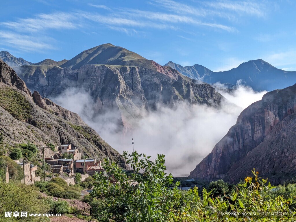 火山喷发  