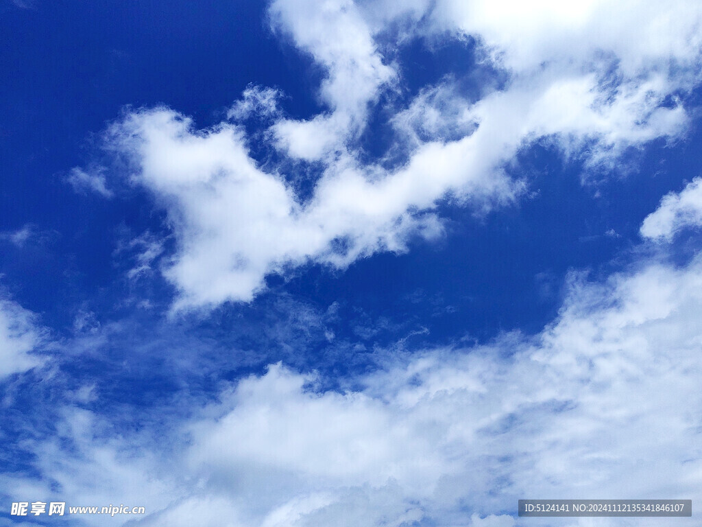 蓝天白云
