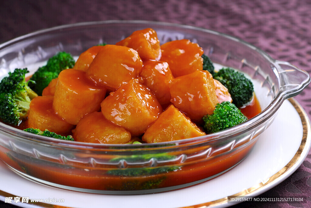 鲍汁蛋香豆腐