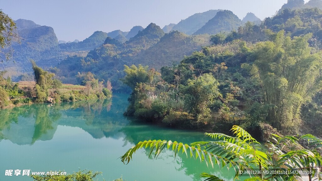 广西巴马山水