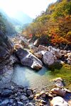 秋天山谷风光
