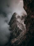 悬崖峭壁