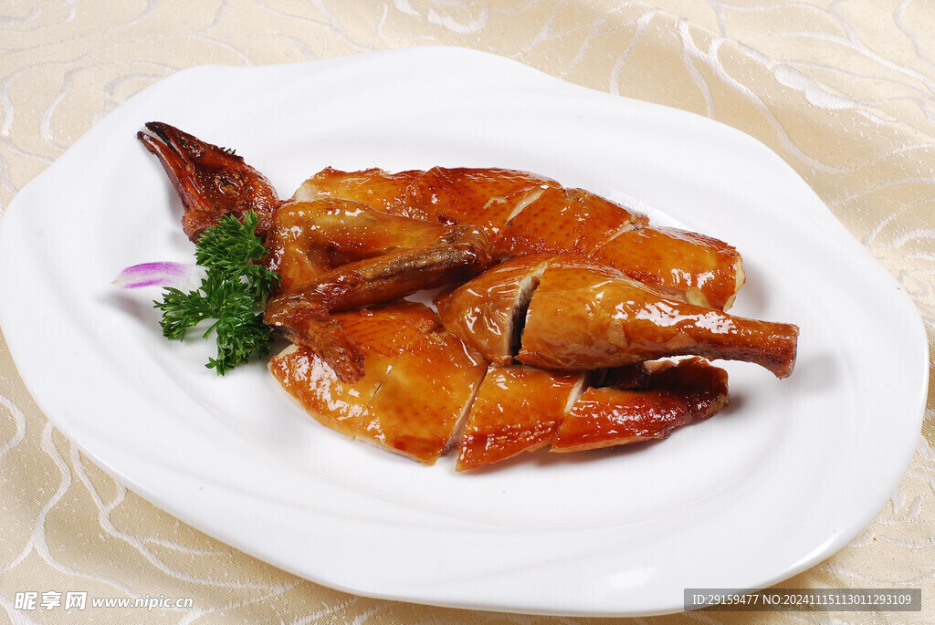 脆皮乳香鸡