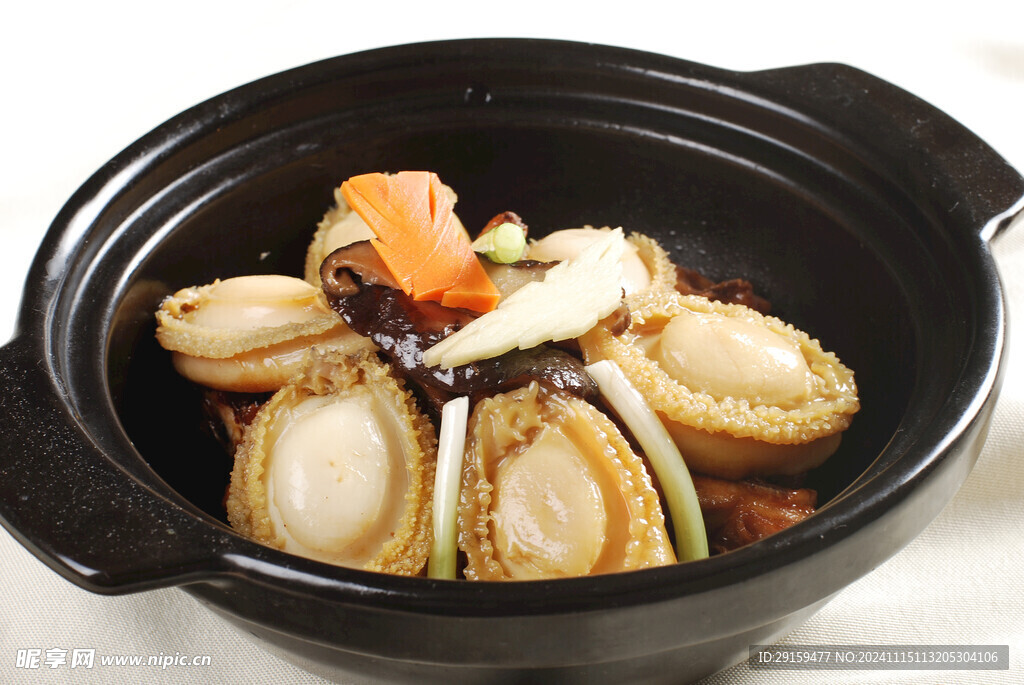 大连鲍焖土鸡