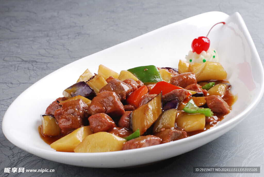 地三鲜烧牛肉粒