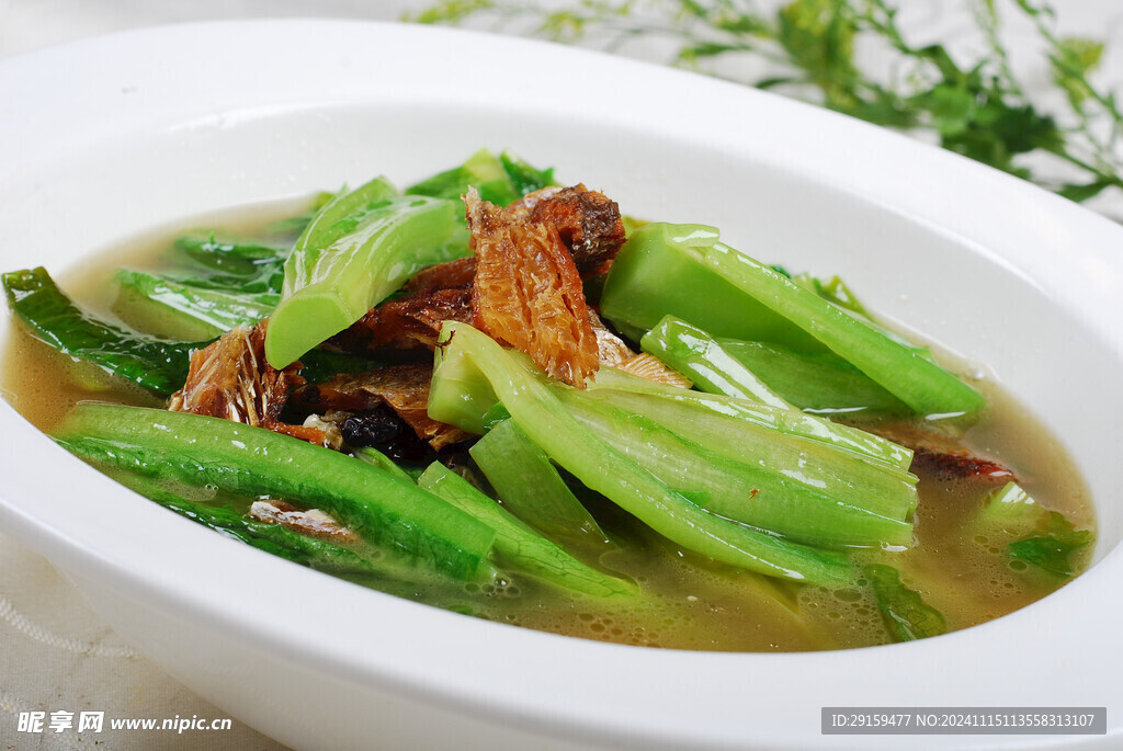 豆豉鲮鱼煮油麦菜