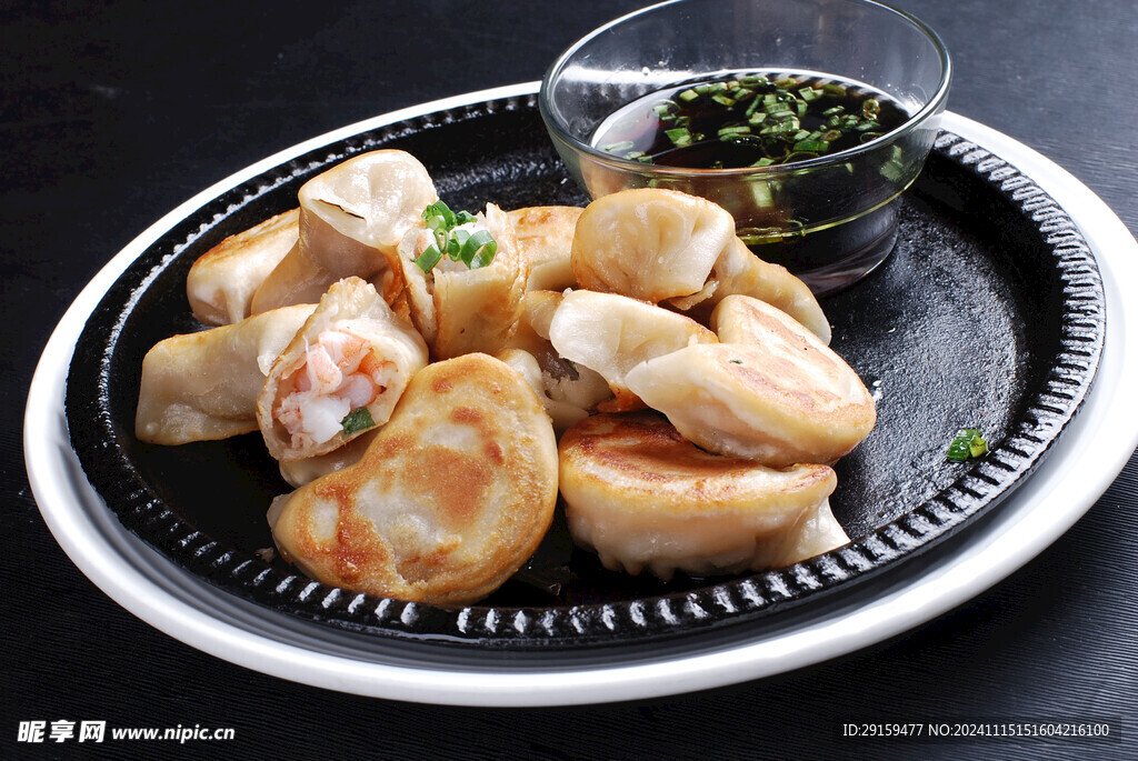 锅贴煎饺