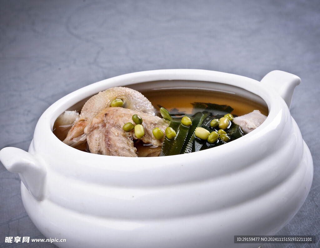 绿豆炖老鸽