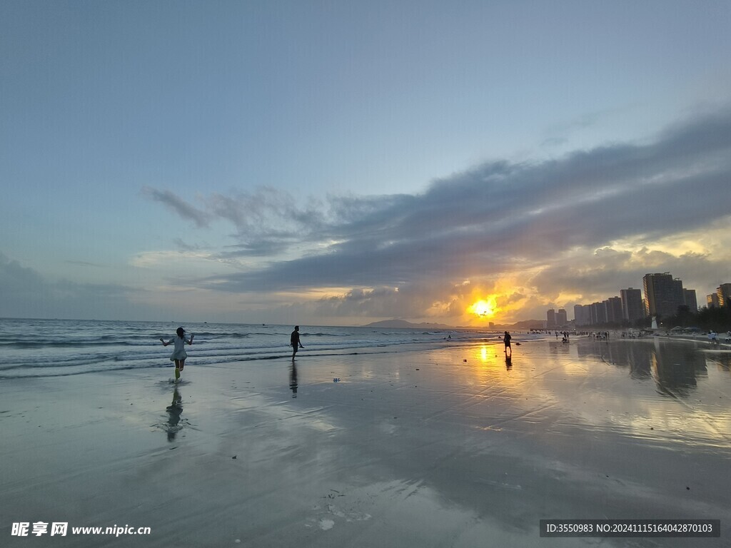 大海 沙滩 海浪 夕阳