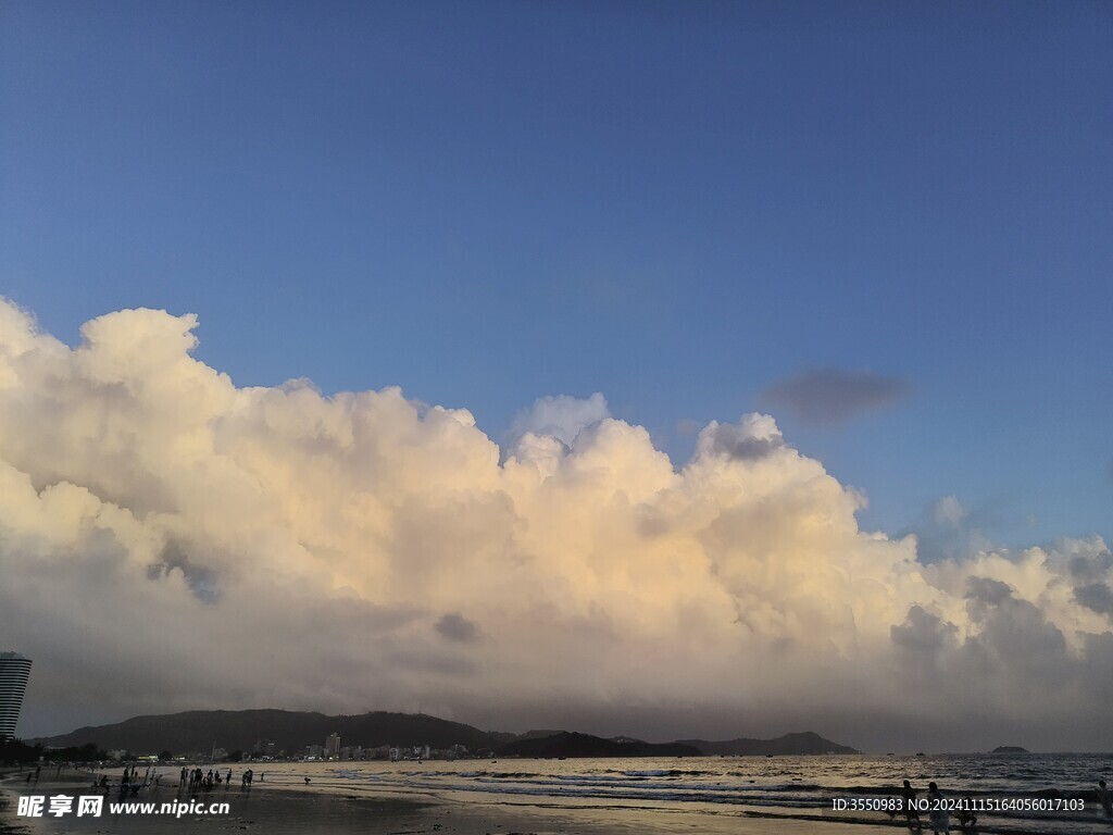 大海 沙滩 蓝天白云
