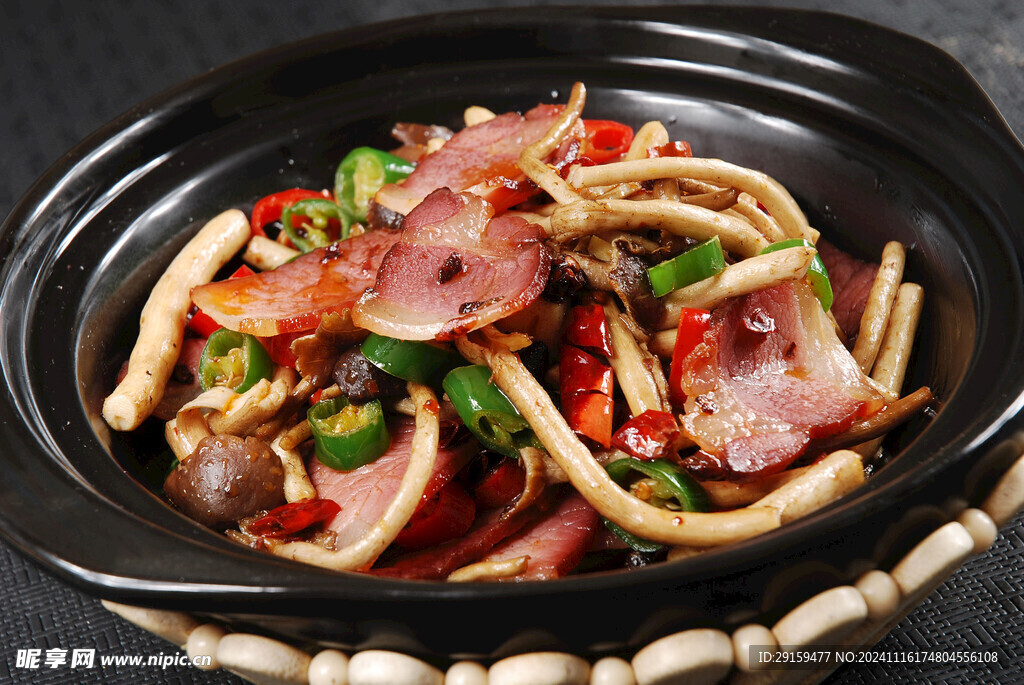 腊肉茶树菇